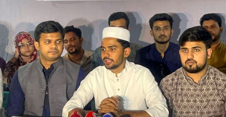 সাকিবকে আটকে দেওয়াই যদি দুর্নীতি হয়, তবে শাস্তি মাথা পেতে নেব!"—দুদককে চ্যালেঞ্জ আসিফের